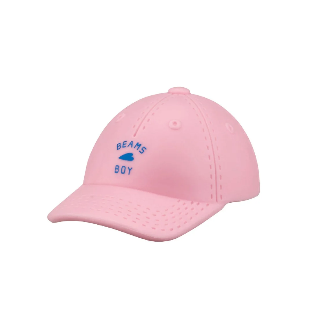 ロゴキャップ Pink。ボールチェーン付き。